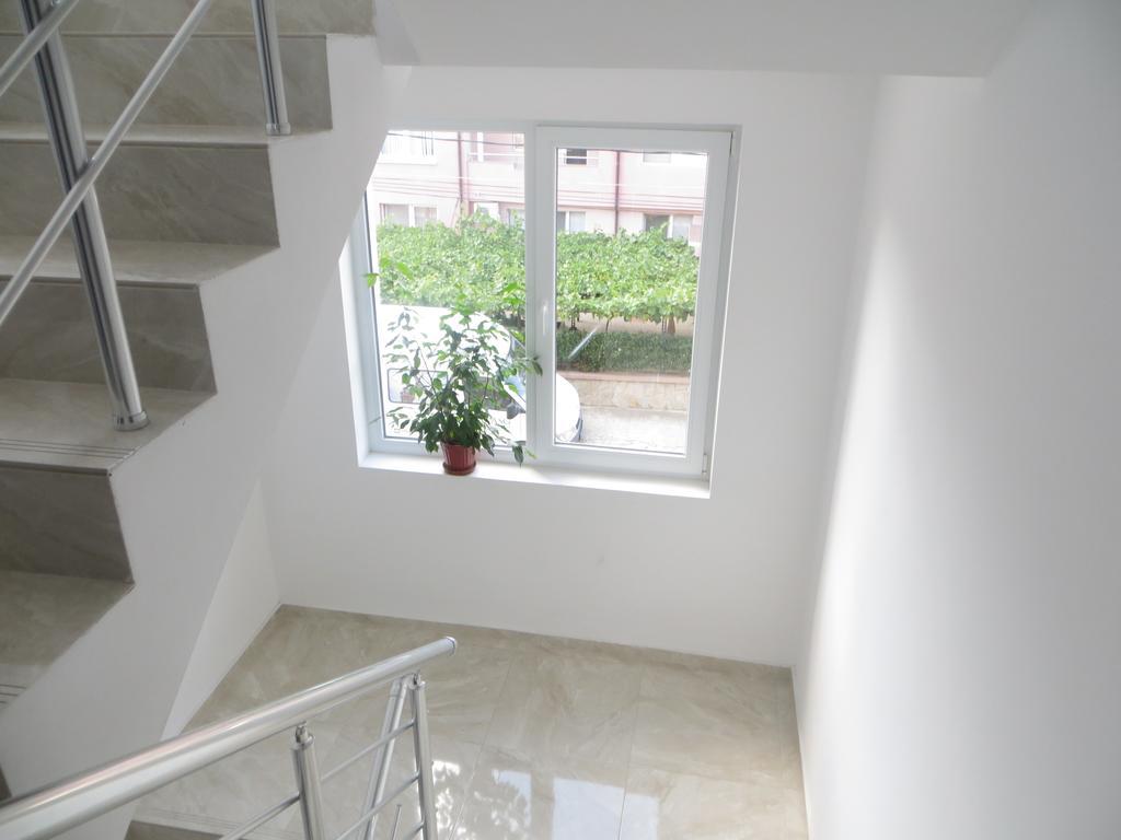 Emona Apartment Burgas Exterior photo